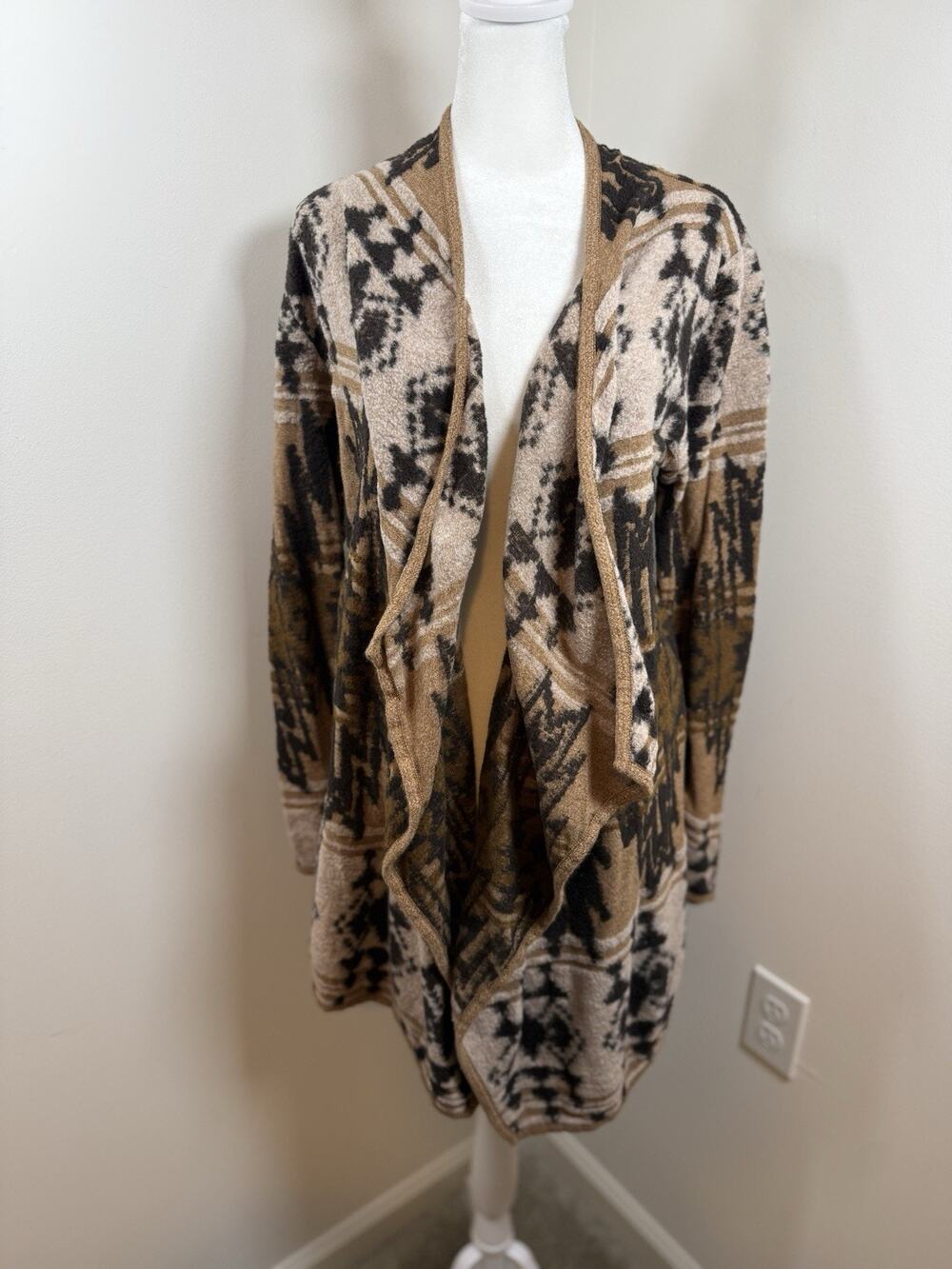 Lucky Brand Women's Cardigan Sweater Medium Open Front Aztec Southwestern Boho
